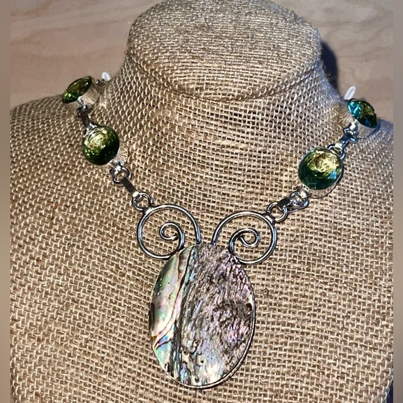 Iridescence Abalone Shell Pendant Necklace - Picture 9 of 12